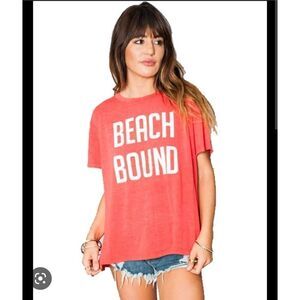Nwot show ME YOUR MUMU COALSON TEE BEACH BOUND
